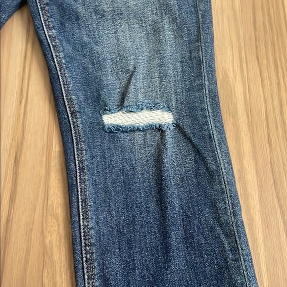 NWT Vervet Women’s Blue Straight Leg Jeans with Worn-In Look Size 25 - Picture 4 of 10